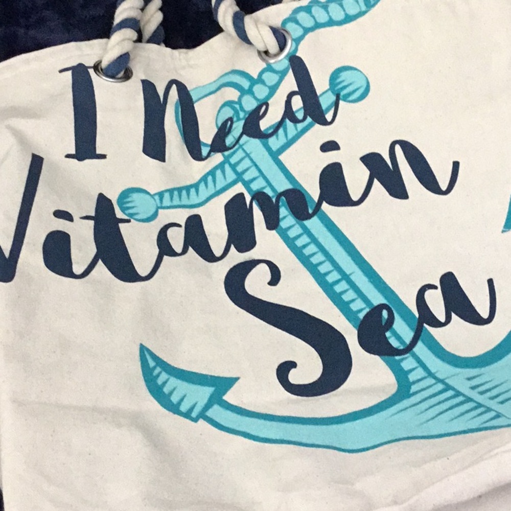 NWT Vitamin Sea graphic beach bag - Picture 3 of 4